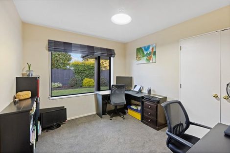 Photo of property in 23 Pentland Drive, Belfast, Christchurch, 8051