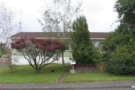 Photo of property in 19 Vina Place, Massey, Auckland, 0614