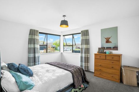 Photo of property in 12 Thurso Place, New Brighton, Christchurch, 8083
