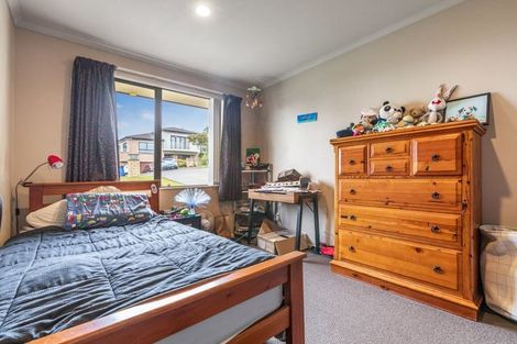 Photo of property in 31 Condor Place, Unsworth Heights, Auckland, 0632