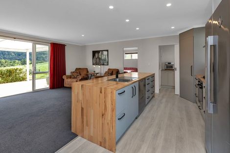 Photo of property in 331 Otaika Valley Road, Otaika, Whangarei, 0170