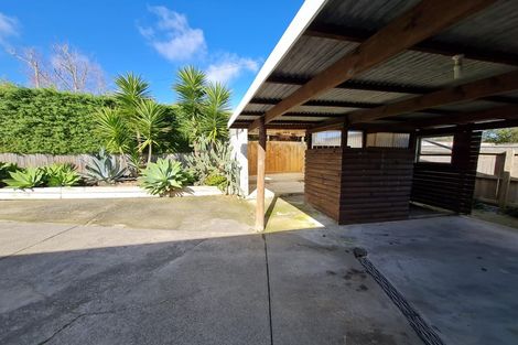 Photo of property in 669 Swanson Road, Swanson, Auckland, 0612