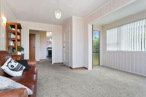 Photo of property in 2/1151 Bank Street, Te Awamutu, 3800