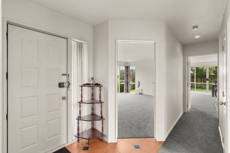 Photo of property in 4 Rosefield Lane, Northcote, Christchurch, 8052