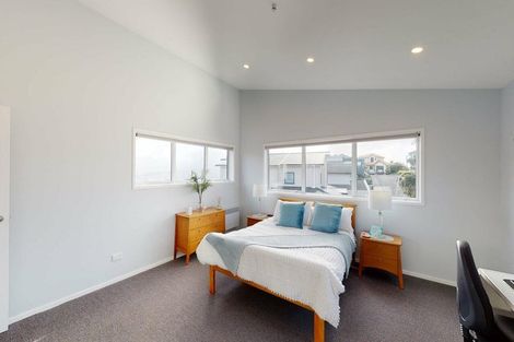 Photo of property in 9 Birkhall Grove, Strathmore Park, Wellington, 6022