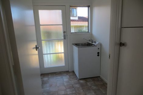 Photo of property in 18 Alcock Street, Mount Wellington, Auckland, 1060