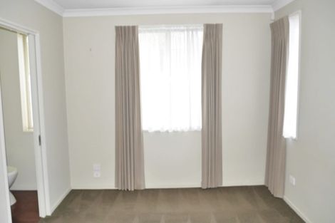 Photo of property in 6a Freyberg Avenue, Riccarton, Christchurch, 8011