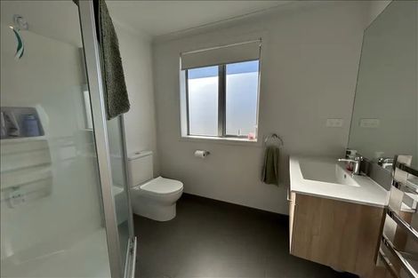 Photo of property in 2/12 Bostonkip Crescent, Fitzroy, Hamilton, 3282