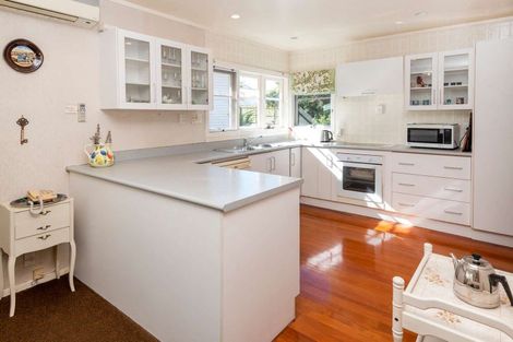 Photo of property in 22 O'halloran Road, Howick, Auckland, 2014