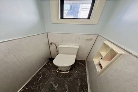 Photo of property in 12 Scanlen Terrace, Kelston, Auckland, 0602