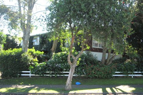 Photo of property in 8 Burndale Terrace, Manurewa, Auckland, 2102