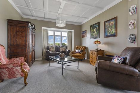 Photo of property in 403 Opunake Road, Cardiff, Stratford, 4391