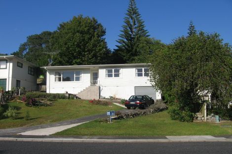 Photo of property in 19 Halberg Street, Glenfield, Auckland, 0629