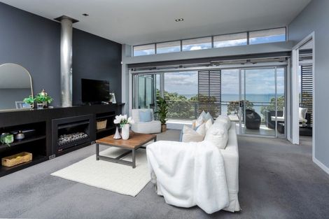 Photo of property in Ocean Breeze Apts, 23107/87 Clyde Road, Browns Bay, Auckland, 0630