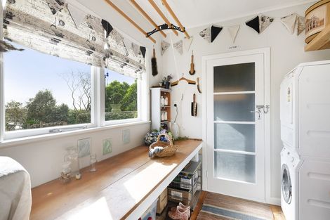 Photo of property in 22 Huia Street, Waikanae, 5036