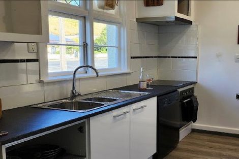 Photo of property in 12 Whitehaven Street, Lawrence, 9532