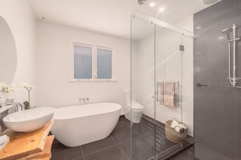 Photo of property in 35 Marine Parade, North New Brighton, Christchurch, 8083