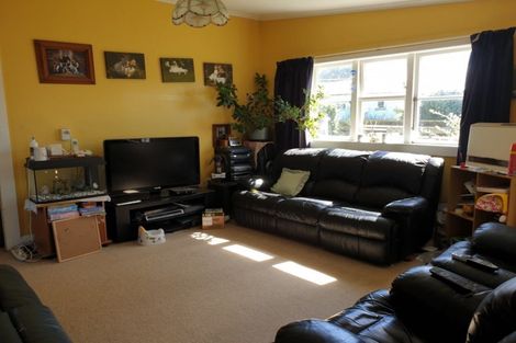 Photo of property in 78 Egmont Street, Kaponga, Hawera, 4679