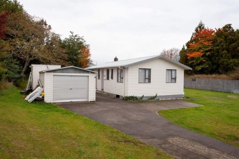 Photo of property in 33 Saint Andrews Drive, Tokoroa, 3420