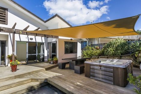 Photo of property in 1169 Whangaparaoa Road, Gulf Harbour, Whangaparaoa, 0930