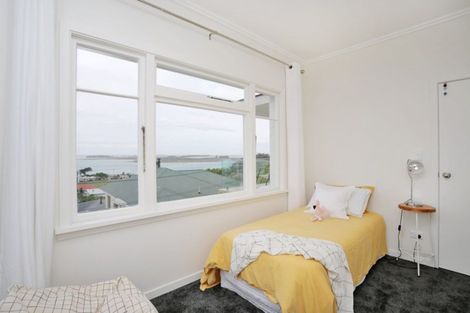 Photo of property in 68 Burrows Street, Bluff, 9814