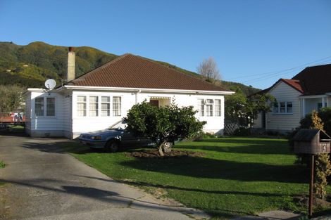 Photo of property in 4 Haig Street, Waterloo, Lower Hutt, 5011