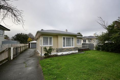 Photo of property in 42 College Street, Awapuni, Palmerston North, 4412