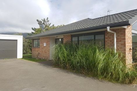 Photo of property in 39b Apple Terrace, Ranui, Porirua, 5024