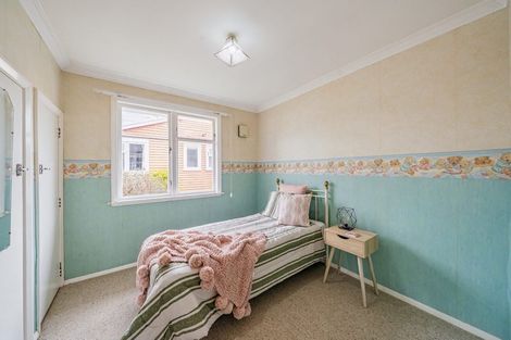 Photo of property in 6 Hall Grove, Ebdentown, Upper Hutt, 5018