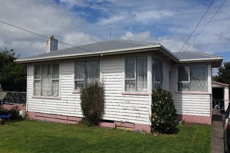 Photo of property in 2 Elizabeth Street, Patea, 4520