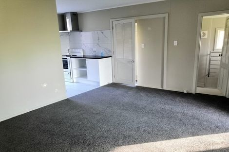 Photo of property in 796 East Coast Road, Oteha, Auckland, 0630