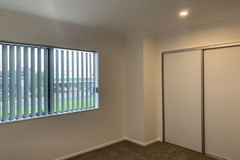 Photo of property in 466a Roscommon Road, Clendon Park, Auckland, 2103