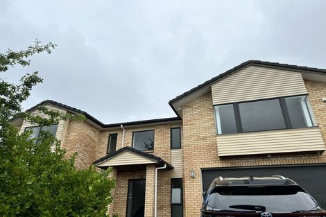 Photo of property in 11 Bangla Place, Massey, Auckland, 0614