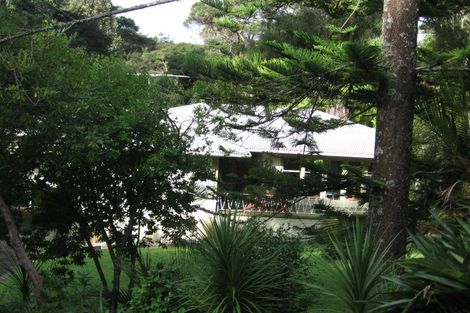 Photo of property in 13 Sylvan Valley Avenue, Titirangi, Auckland, 0604