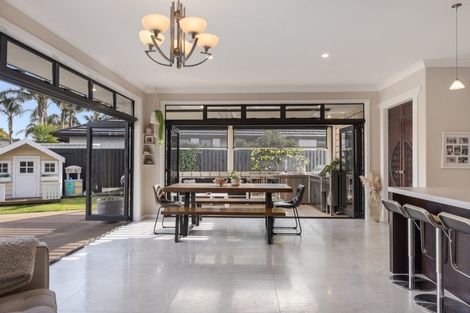 Photo of property in 38 Palazzo Drive, Papamoa Beach, Papamoa, 3118