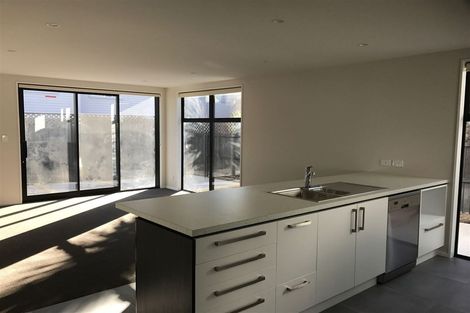 Photo of property in 2/46 Champion Street, Edgeware, Christchurch, 8013