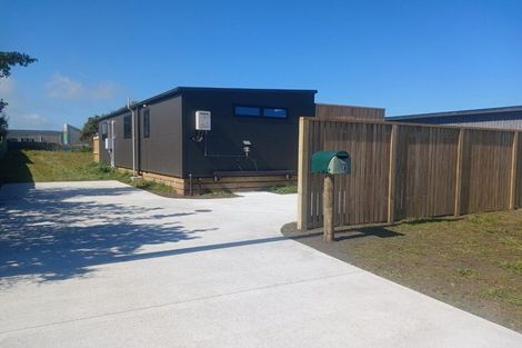 Photo of property in 18 Kent Street, Patea, 4520