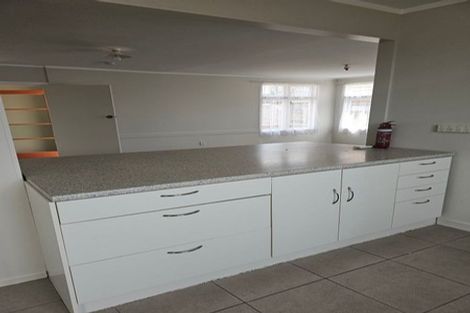 Photo of property in 65 Ernie Pinches Street, Wesley, Auckland, 1041