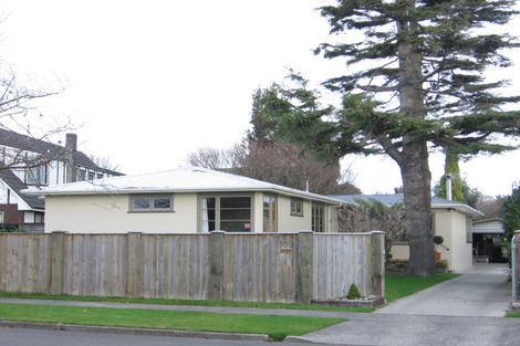 Photo of property in 109 Waterloo Crescent, Hokowhitu, Palmerston North, 4410