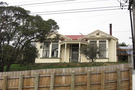 Photo of property in 2 Glen Road, Mornington, Dunedin, 9011