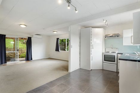 Photo of property in 2/27 Witheford Drive, Bayview, Auckland, 0629