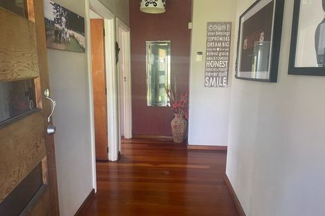 Photo of property in 1/25 Woodward Avenue, Mangere Bridge, Auckland, 2022