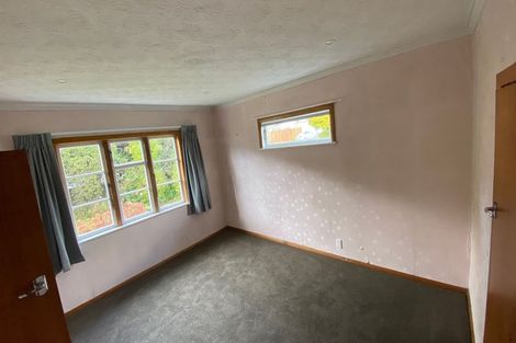 Photo of property in 66 Stokes Valley Road, Stokes Valley, Lower Hutt, 5019