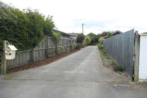 Photo of property in 76a Englefield Road, Northwood, Christchurch, 8051