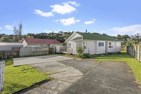 Photo of property in 51 Border Road, Henderson, Auckland, 0612