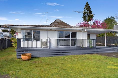 Photo of property in 16 Dingadee Street, Welcome Bay, Tauranga, 3112