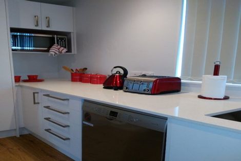 Photo of property in 5 Glenae Lane, Hobsonville, Auckland, 0618