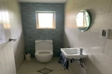 Photo of property in 2 Houchens Road, Glenview, Hamilton, 3206