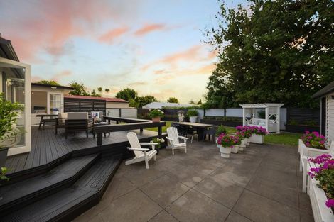 Photo of property in 12 Manuka Street, Hokowhitu, Palmerston North, 4410