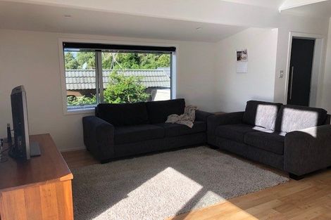 Photo of property in 1/35 Moore Street, Hillcrest, Auckland, 0627